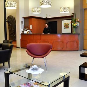 Hotel UTHGRA de las Luces